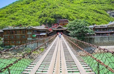 泸定桥