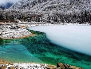 冬季四川西部旅游